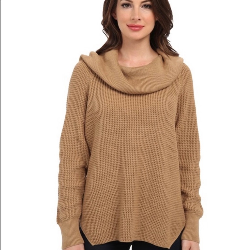 Michael Kors Tan Knit Cowl Neck Sweater Size Small EUC Pullover